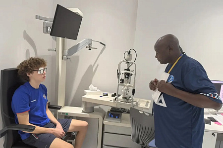 Врач ГНЦ ФМБЦ им. А.И. Бурназяна ФМБА России выступила главным врачом сборной России на международных стартах в Дубае